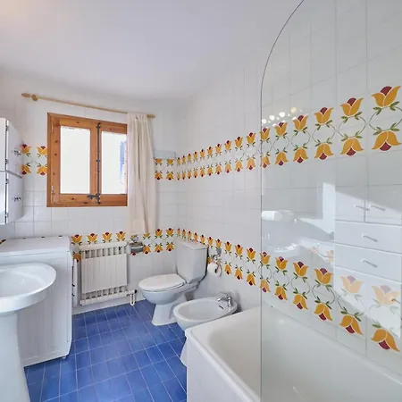 Holiday home Unifamiliar Els Lladrers El Vila D'urtx Alp